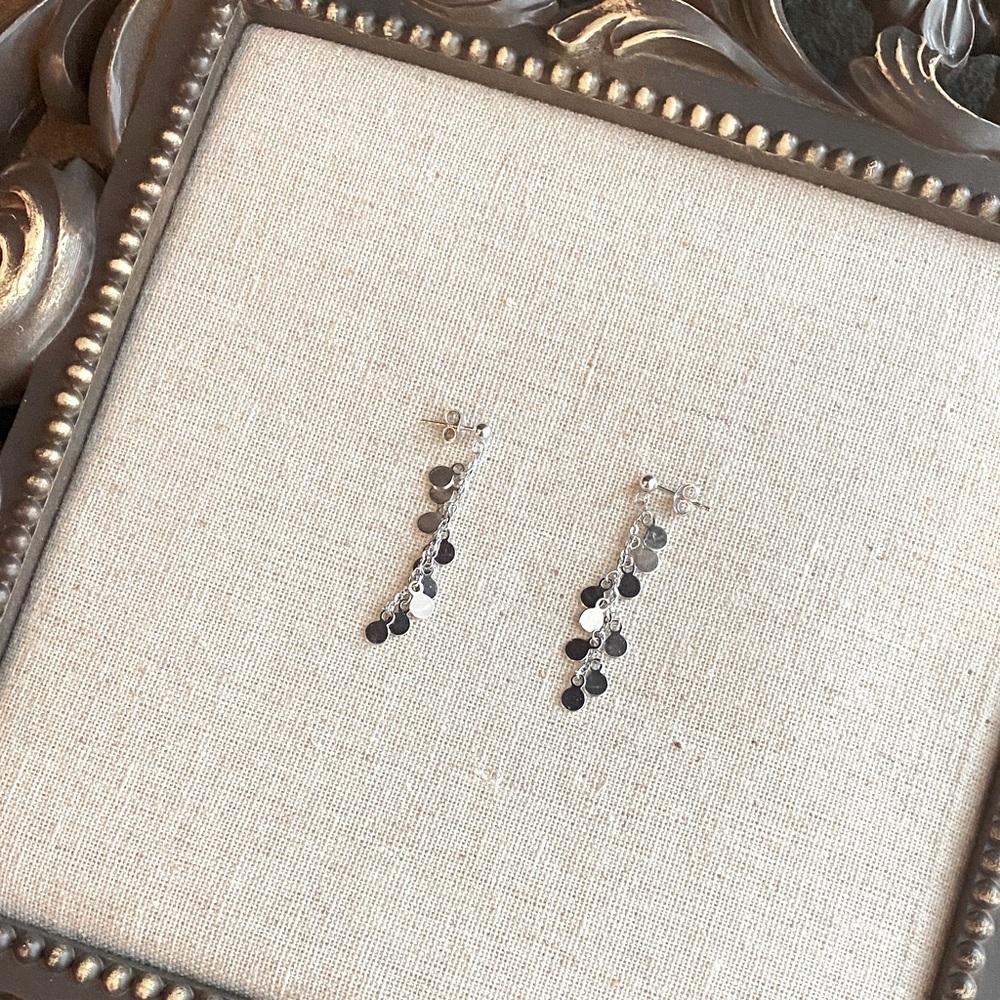 14KT White Gold Circle Dangle Earrings